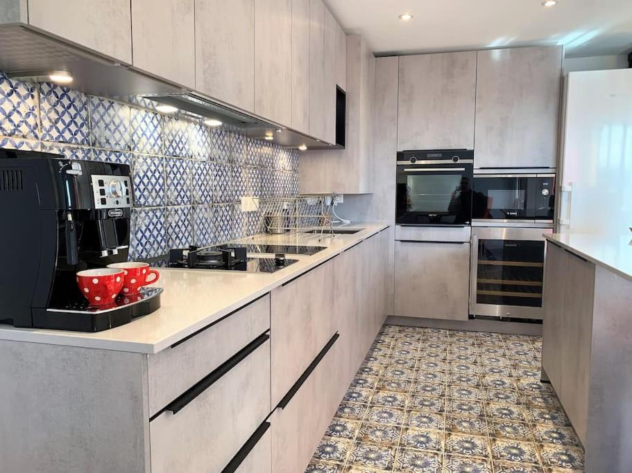 Le 828 : Appartement En Plein Centre De Vannes Exterior photo